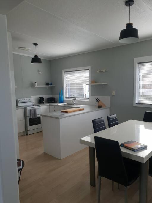 הוילה Tullah Holiday House On Sale מראה חיצוני תמונה